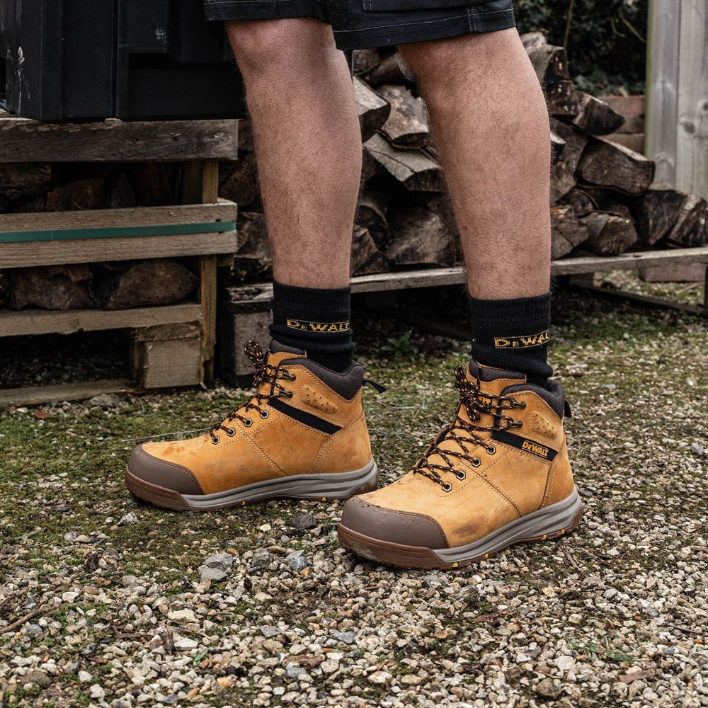 Dewalt Summit Water Resistant Steel Toe Cap Safety Work Boot - Premium SAFETY BOOTS from Dewalt - Just £57.85! Shop now at workboots-online.co.uk